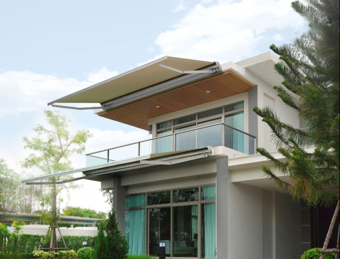 Semi Cassette Retractable Awning