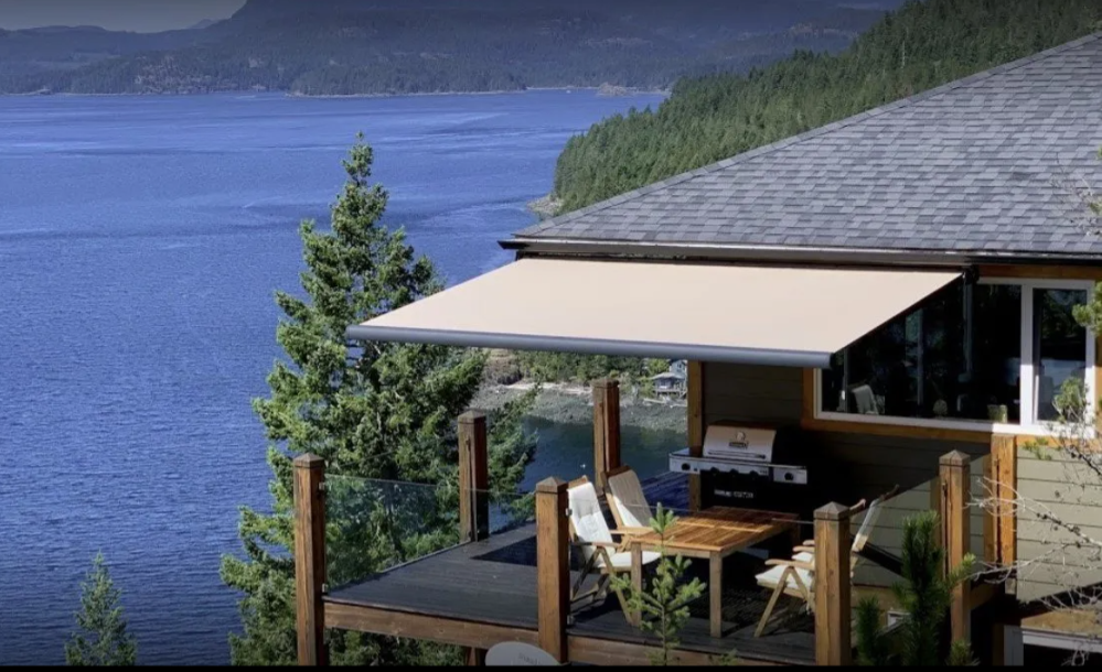 Full Cassette Retractable Awning