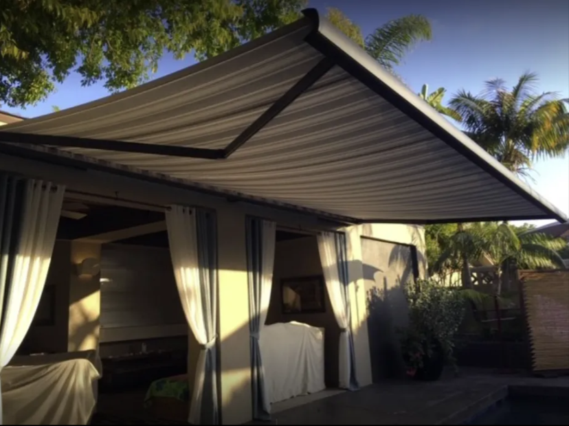 Full Cassette Retractable Awning